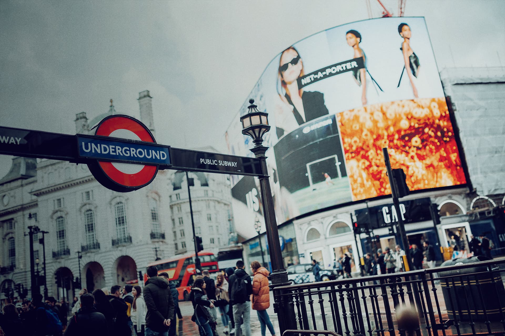 Piccadilly circus